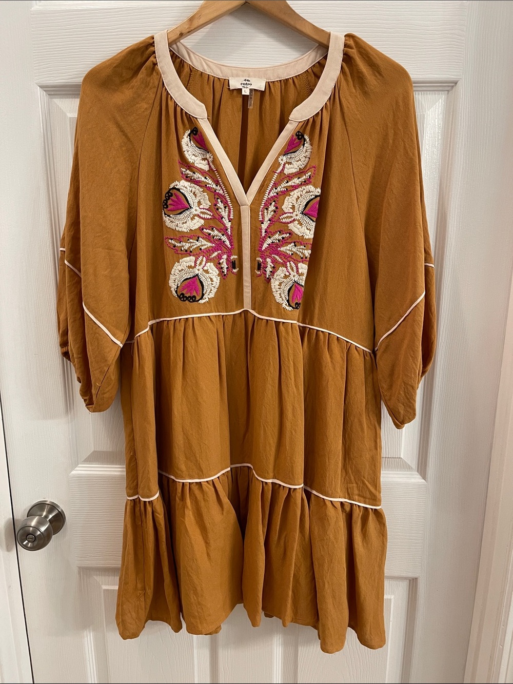entro Rust Tiered Dress with Pink Trim Large